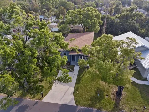 3707 20th Street E Bradenton FL 34208