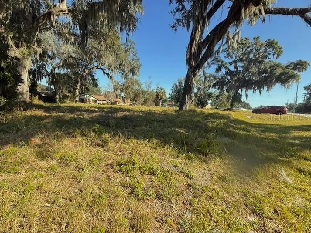 3814 E C 478 Webster FL 33597
