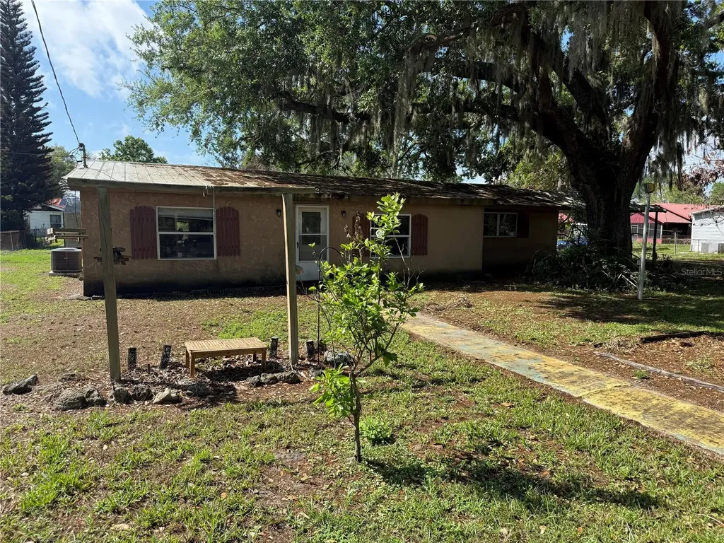 120 4th Wahneta Street E Winter Haven FL 33880