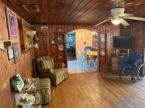 120 4th Wahneta Street E Winter Haven FL 33880