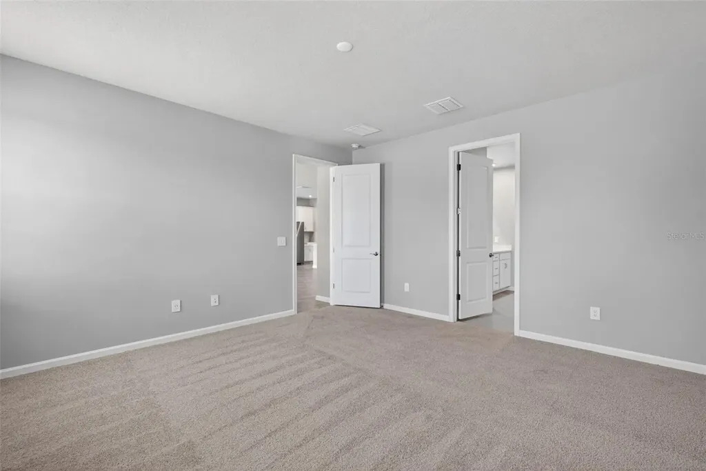 9243 Aurelia Avenue Parrish FL 34219