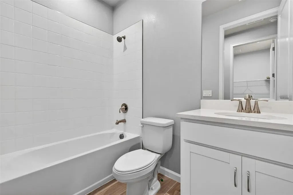 9243 Aurelia Avenue Parrish FL 34219
