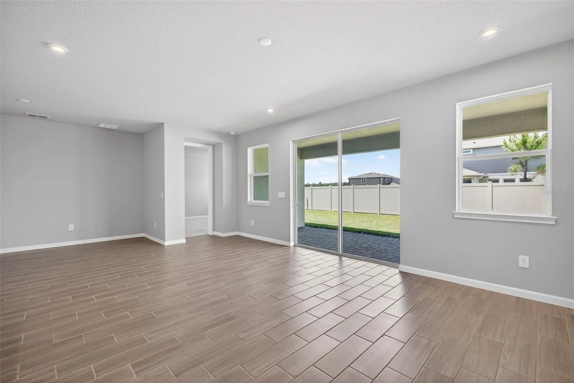 9243 Aurelia Avenue Parrish FL 34219