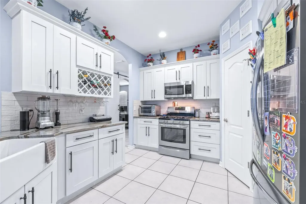 16320 Bridgewalk Drive Lithia FL 33547