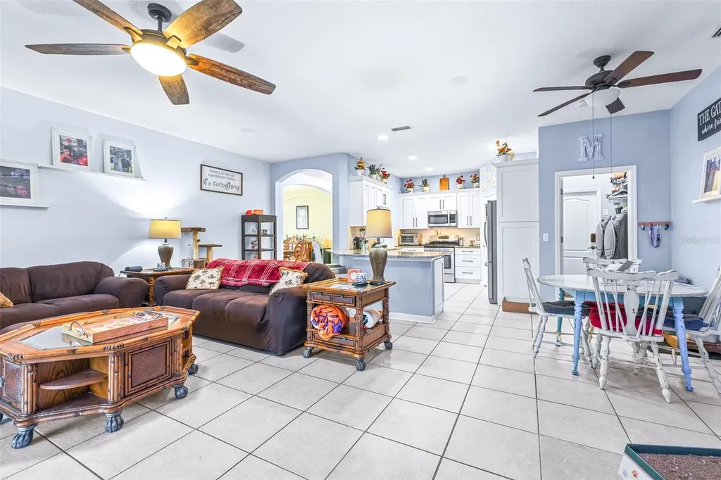 16320 Bridgewalk Drive Lithia FL 33547