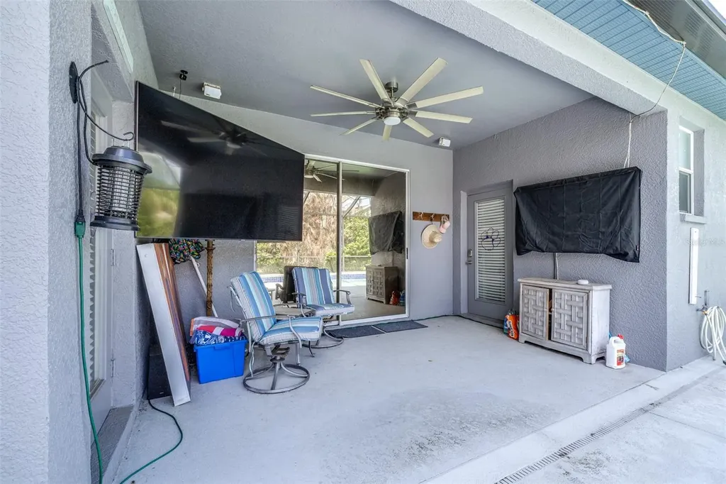 16320 Bridgewalk Drive Lithia FL 33547