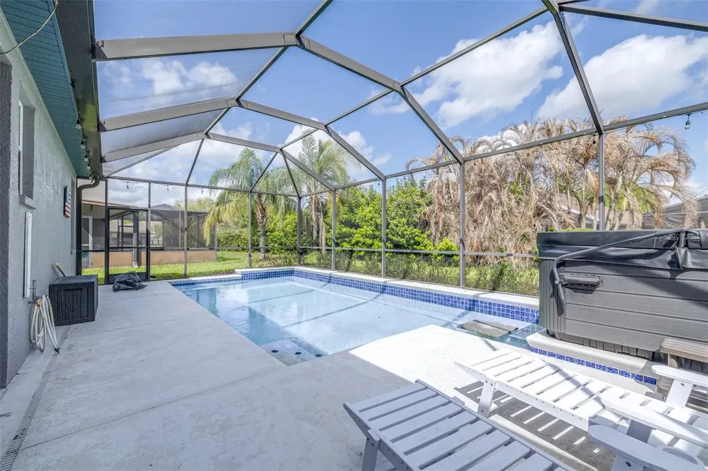 16320 Bridgewalk Drive Lithia FL 33547