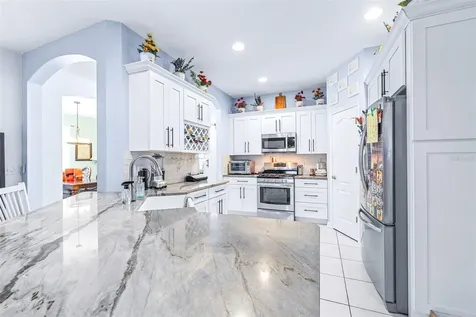16320 Bridgewalk Drive Lithia FL 33547