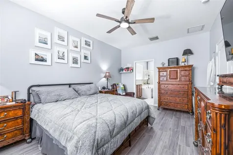 16320 Bridgewalk Drive Lithia FL 33547