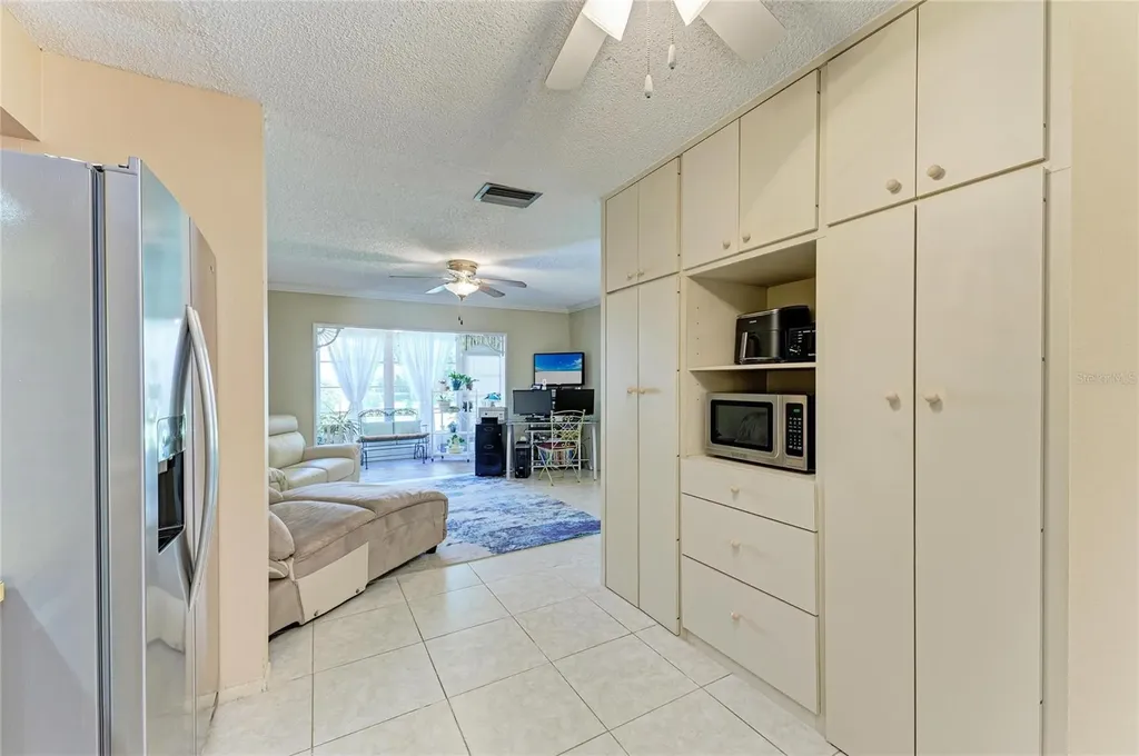 3405 Tallywood Lane Sarasota FL 34237