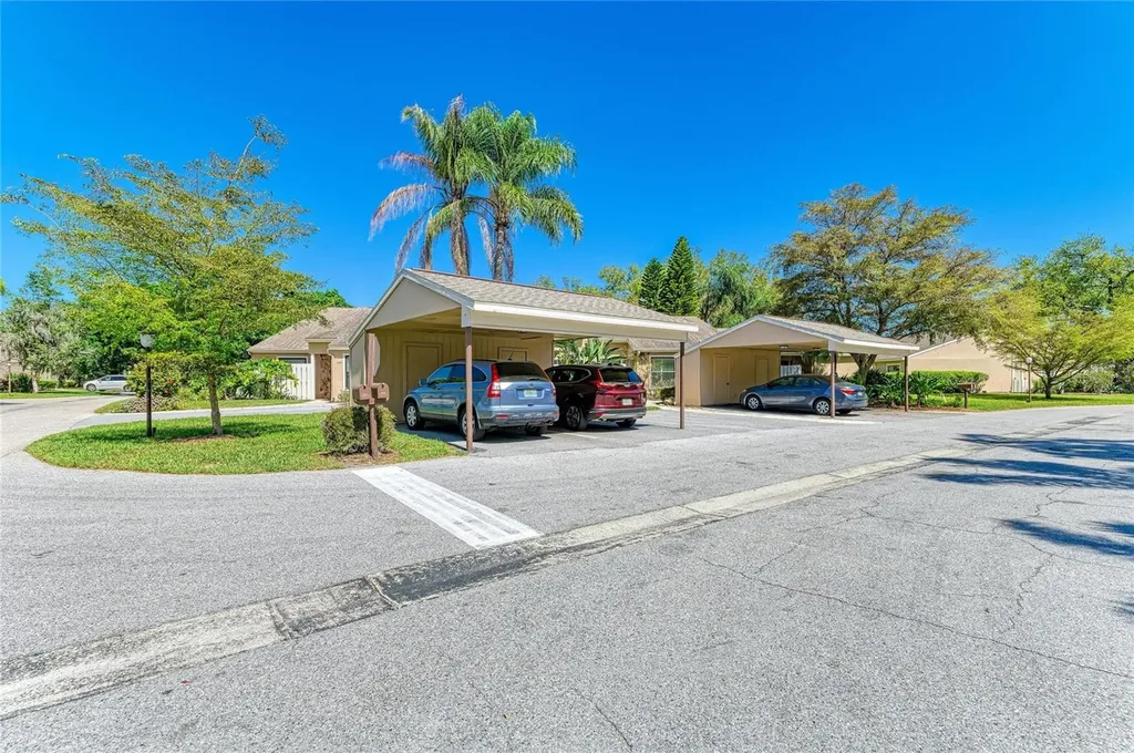 3405 Tallywood Lane Sarasota FL 34237