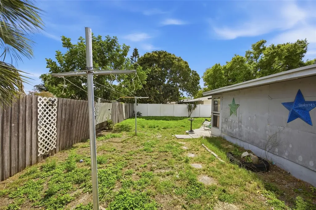 14853 56th Street N Clearwater FL 33760