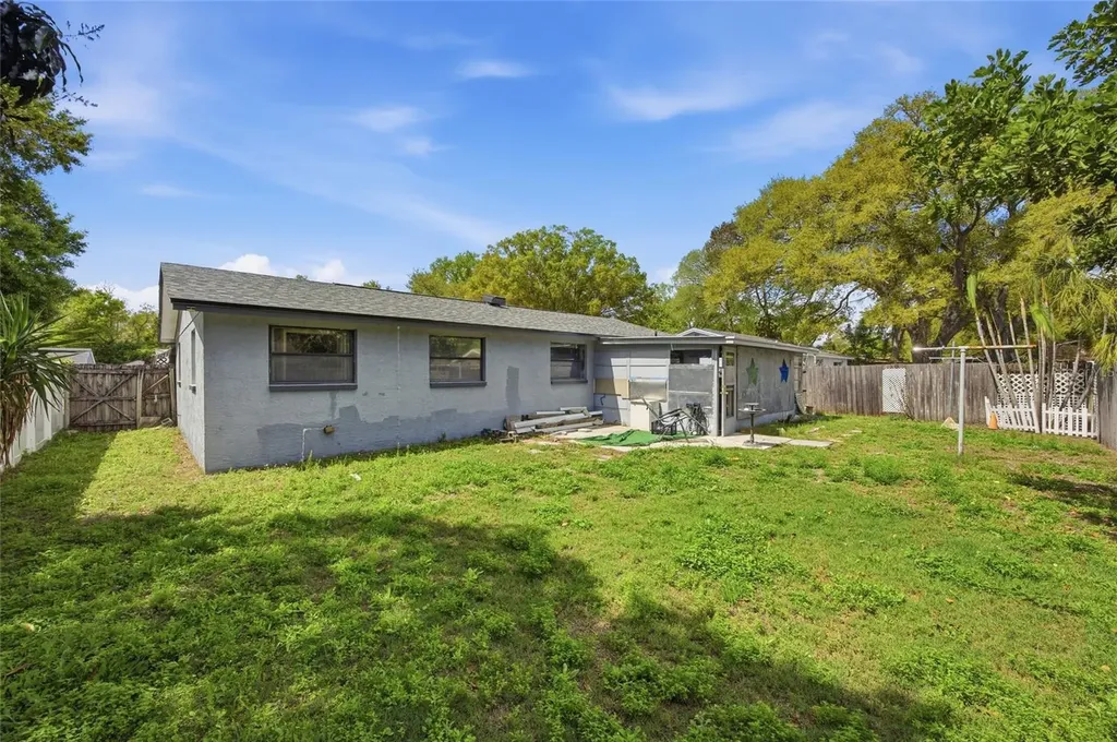 14853 56th Street N Clearwater FL 33760