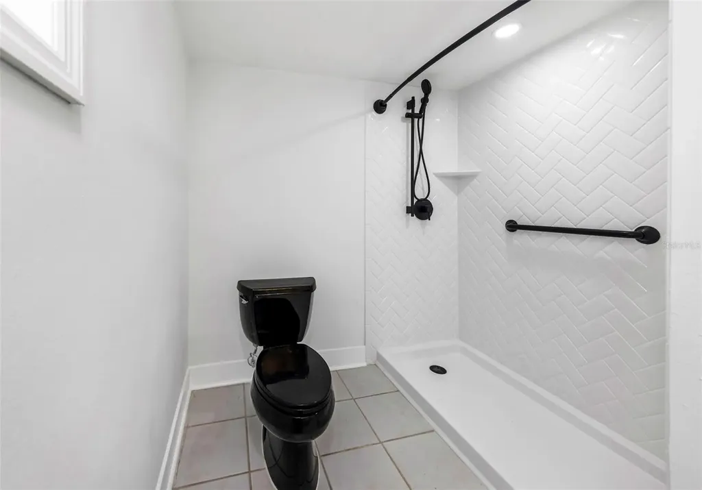 360 57th Street N St Petersburg FL 33710