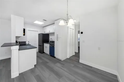 360 57th Street N St Petersburg FL 33710