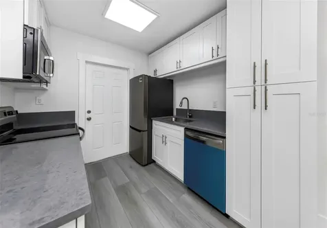 360 57th Street N St Petersburg FL 33710