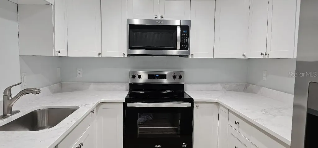 704 Hammock Pine Boulevard Clearwater FL 33761
