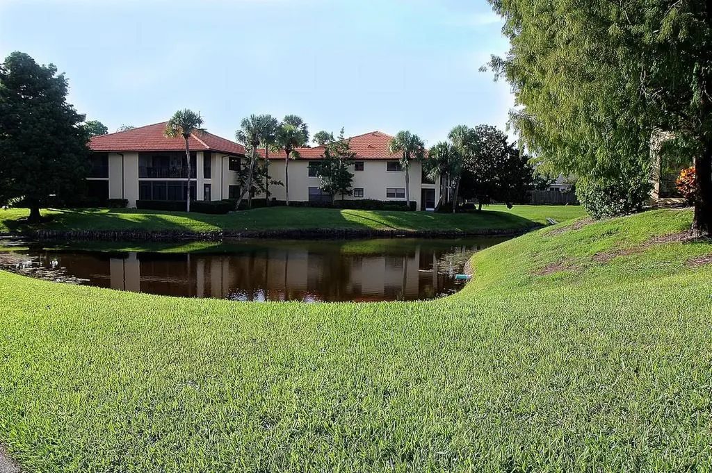 704 Hammock Pine Boulevard Clearwater FL 33761