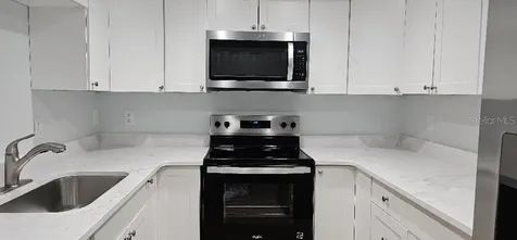 704 Hammock Pine Boulevard Clearwater FL 33761
