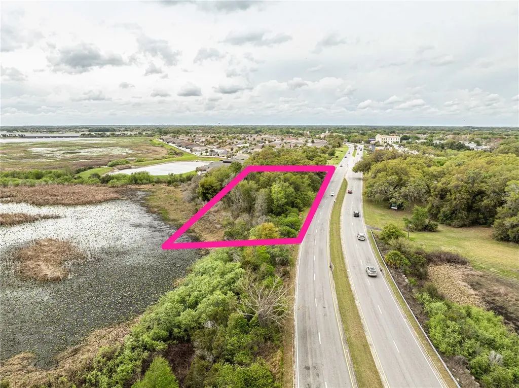 8769 E County Road 466 Lady Lake FL 32162
