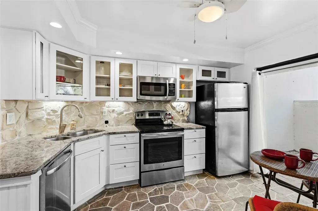 3324 Thornwood Road Sarasota FL 34231