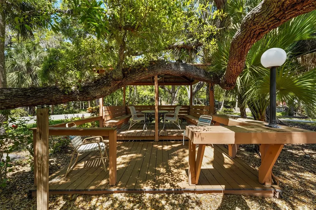 3324 Thornwood Road Sarasota FL 34231