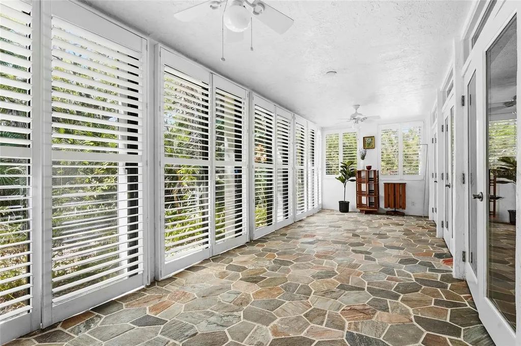3324 Thornwood Road Sarasota FL 34231