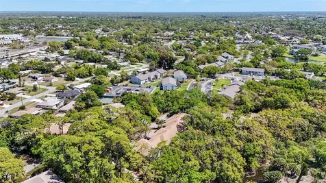 3324 Thornwood Road Sarasota FL 34231