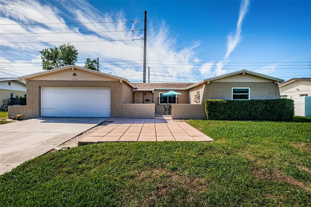4106 53rd Avenue S St Petersburg FL 33711