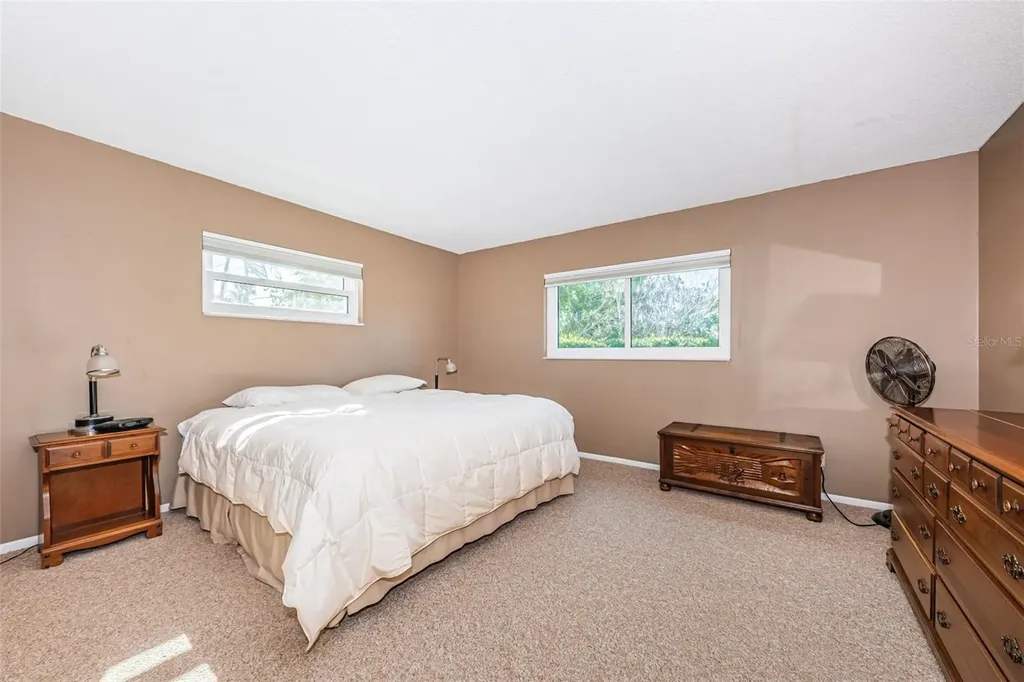 4106 53rd Avenue S St Petersburg FL 33711
