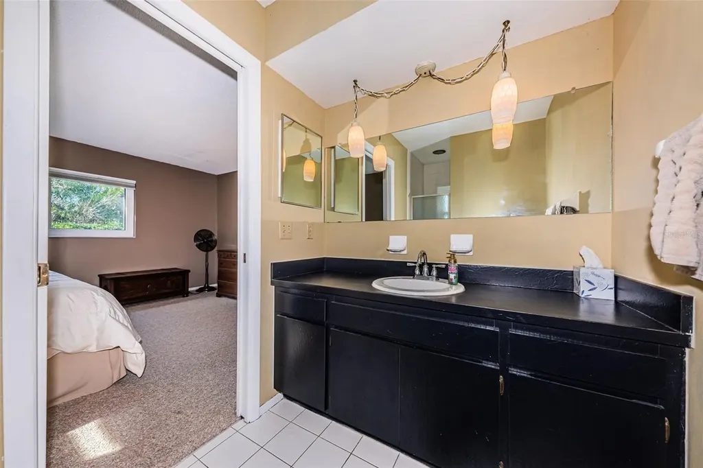 4106 53rd Avenue S St Petersburg FL 33711