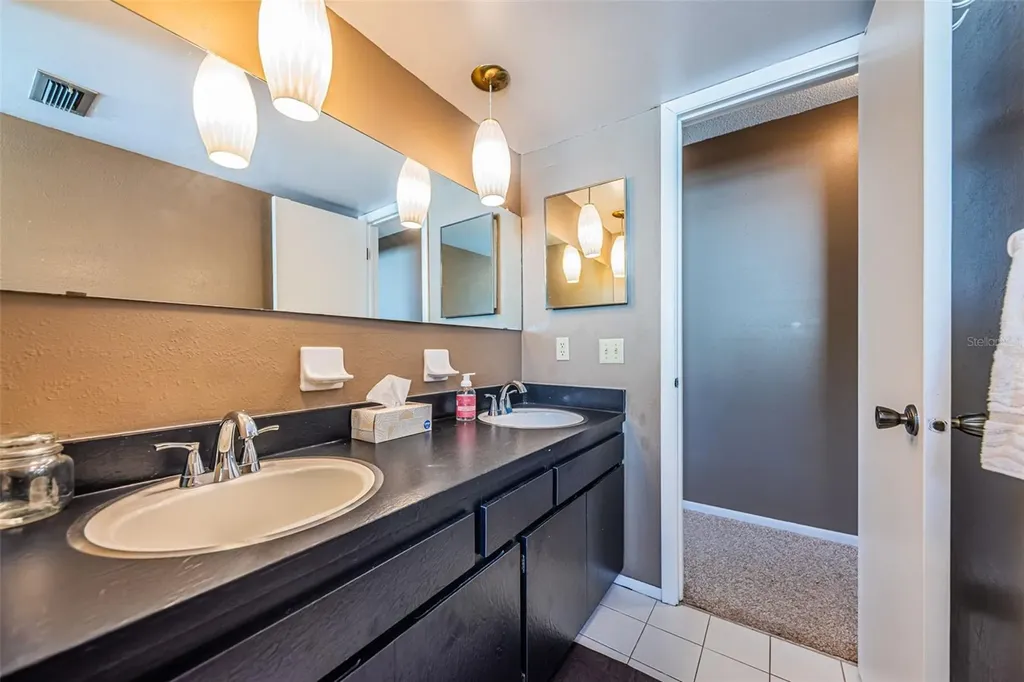 4106 53rd Avenue S St Petersburg FL 33711