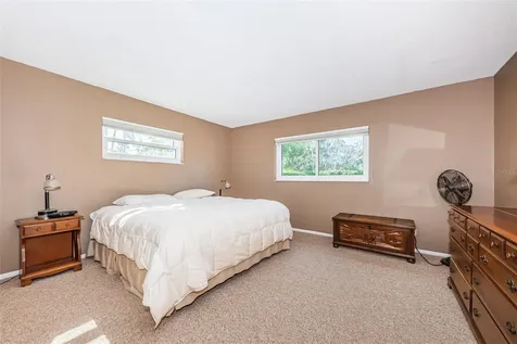 4106 53rd Avenue S St Petersburg FL 33711