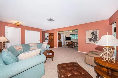 4106 53rd Avenue S St Petersburg FL 33711