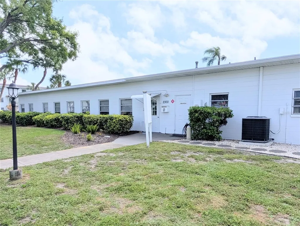 2309 Canal Drive Bradenton FL 34207