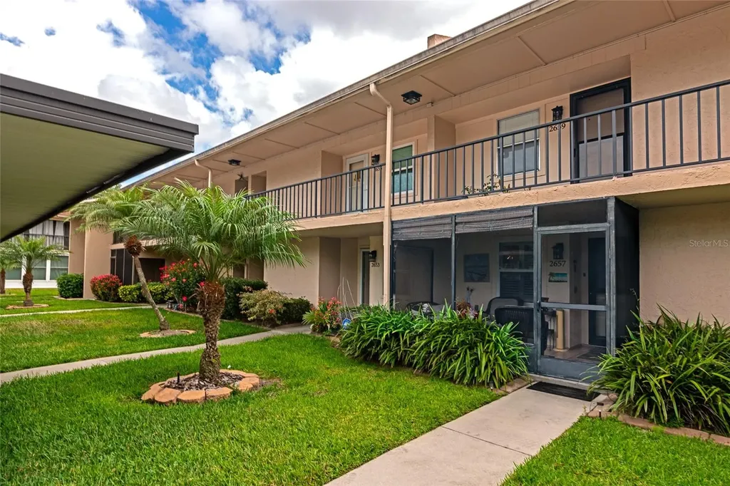 2657 Woodgate Lane Sarasota FL 34231