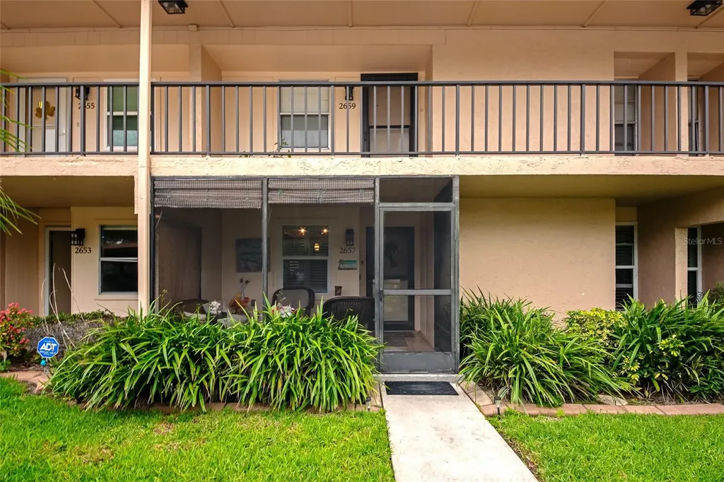 2657 Woodgate Lane Sarasota FL 34231