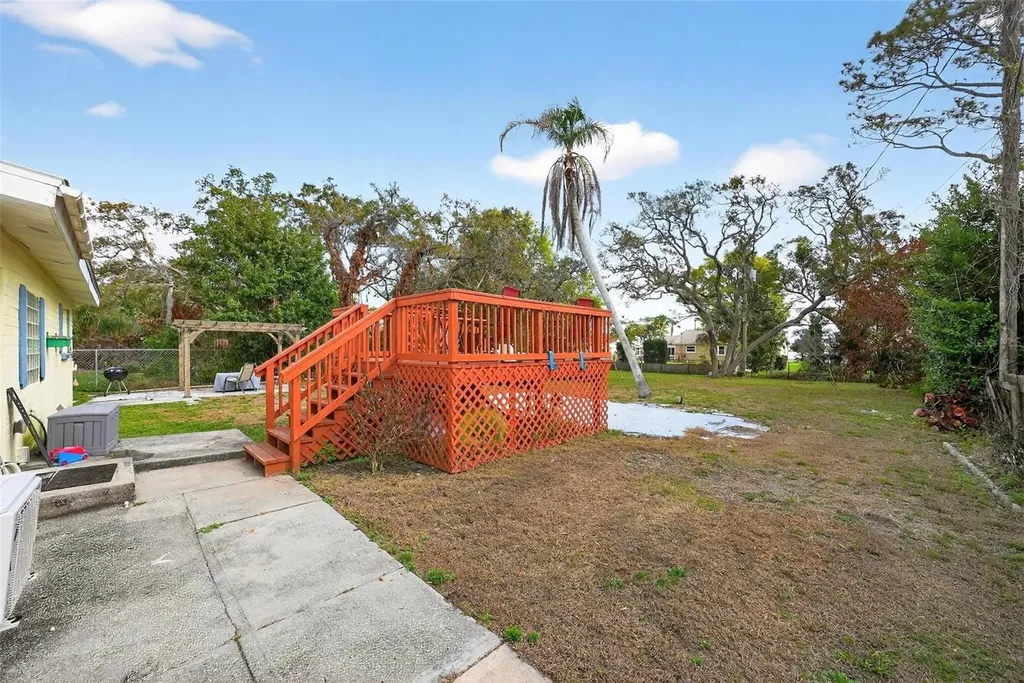 1715 Areca Way Daytona Beach FL 32117