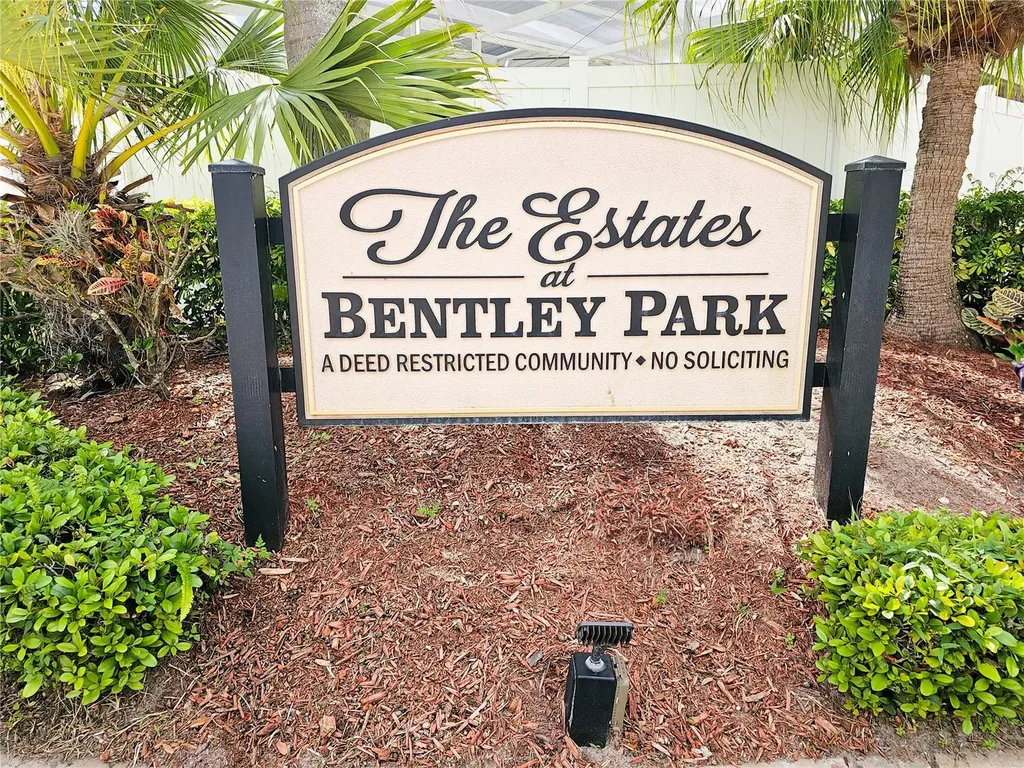 2952 Shannon Circle Palm Harbor FL 34684