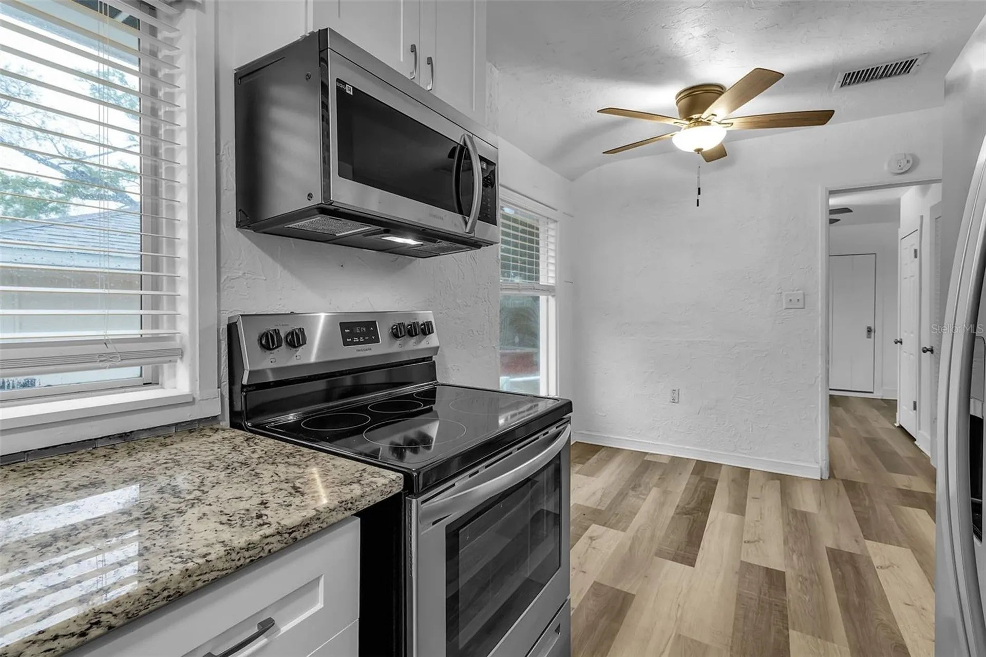 1008 16th Avenue W Bradenton FL 34205