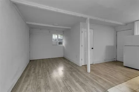1008 16th Avenue W Bradenton FL 34205