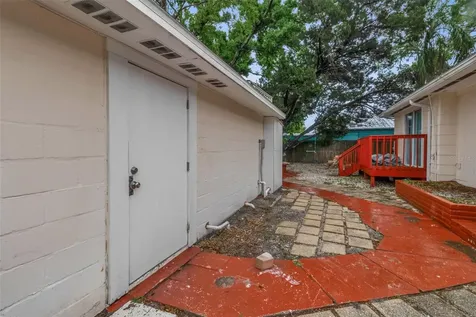 1008 16th Avenue W Bradenton FL 34205