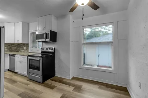1008 16th Avenue W Bradenton FL 34205