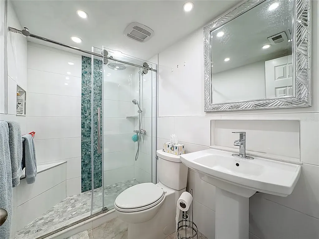 1617 Brookhouse Drive Sarasota FL 34231