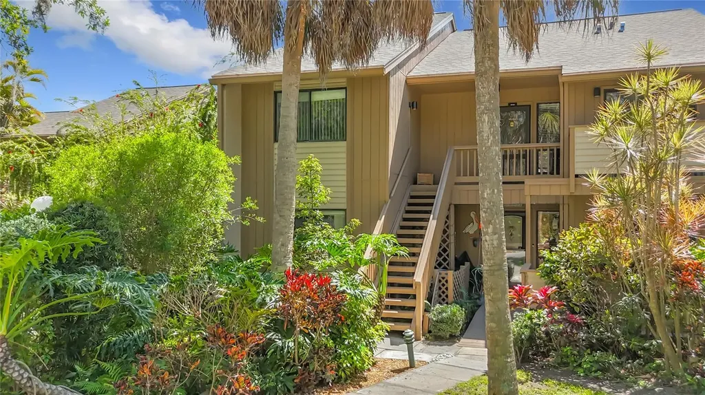 1617 Brookhouse Drive Sarasota FL 34231