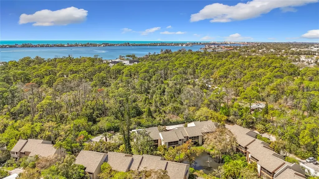 1617 Brookhouse Drive Sarasota FL 34231