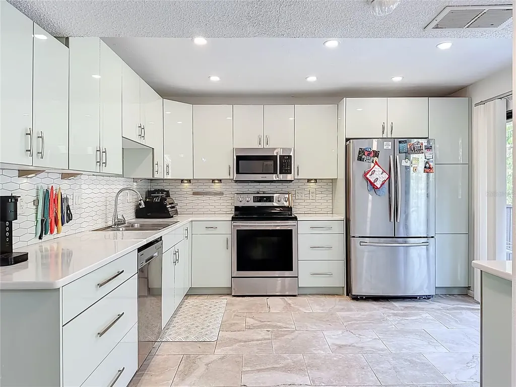 1617 Brookhouse Drive Sarasota FL 34231