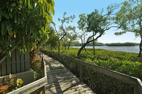 1617 Brookhouse Drive Sarasota FL 34231