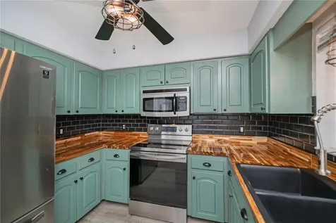 9601 Gulfstream Boulevard Englewood FL 34224