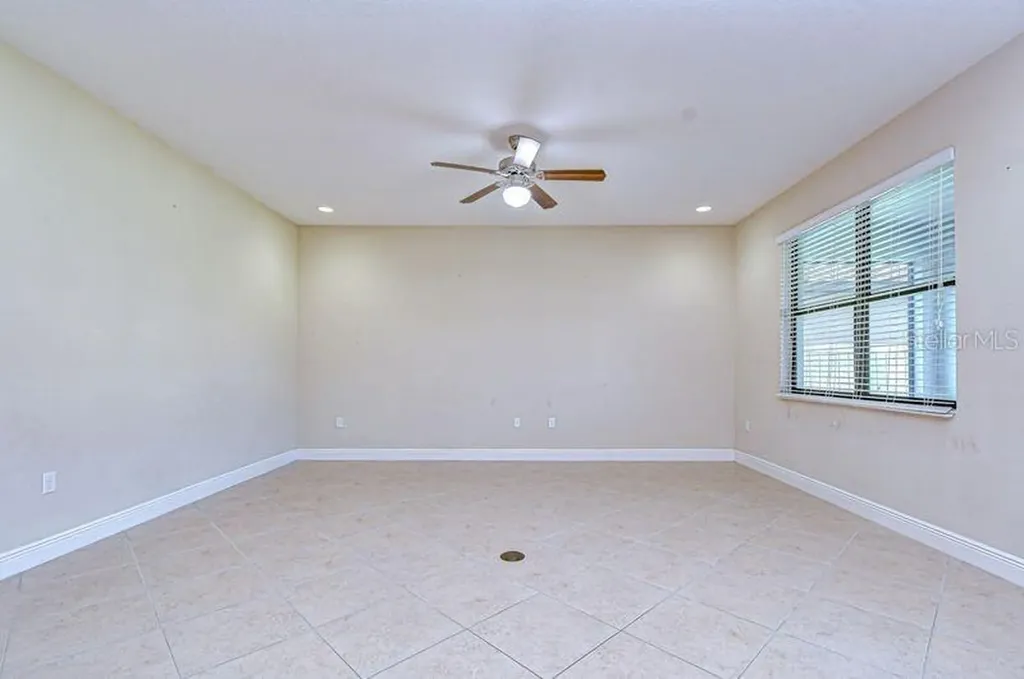 871 Vino Verde Circle Brandon FL 33511